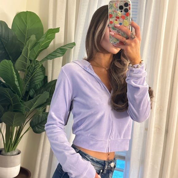 Long sleeve lilac velour zip up - Picture 2 of 4